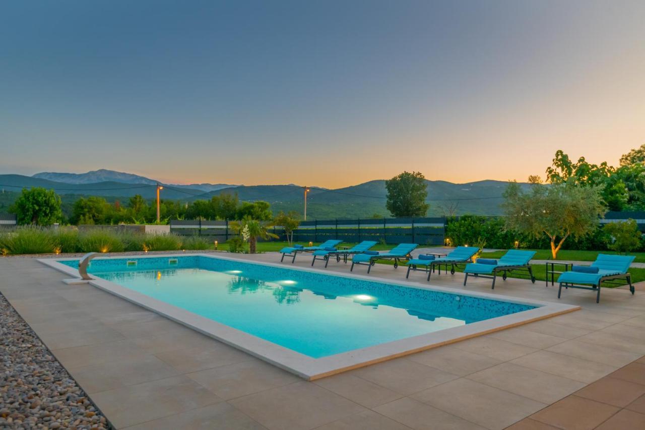 Villa Lukrecia, Luxury Villa in Imotski-Makarska Donji Proložac Exteriör bild